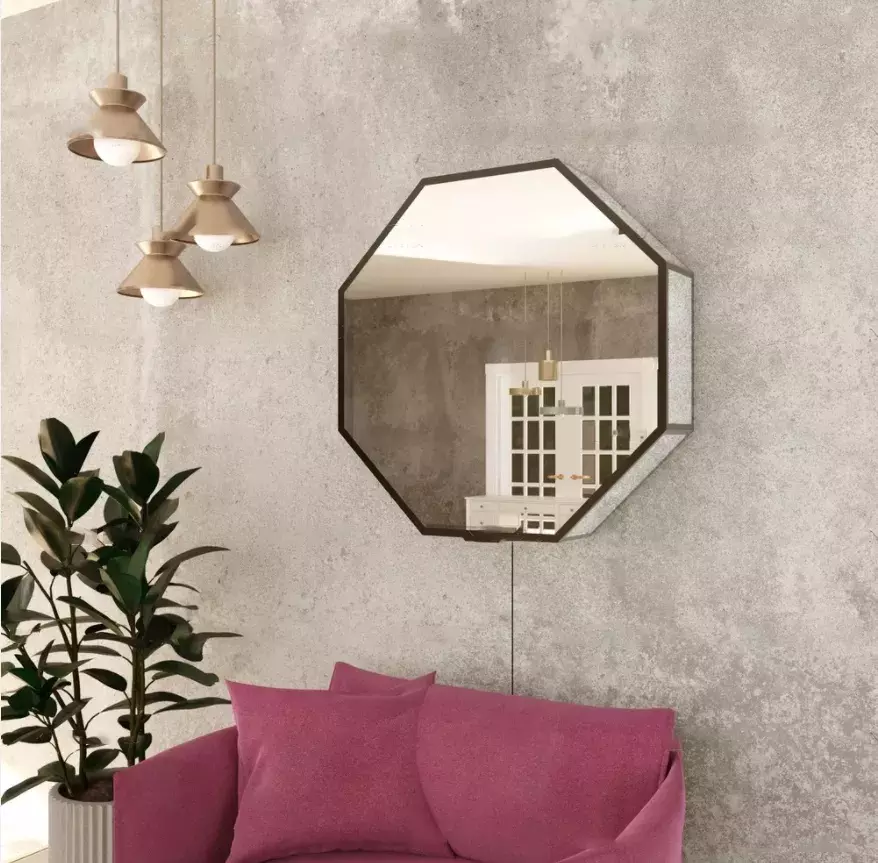 Octagonal Infinity Mirror with Dynamic Scenes